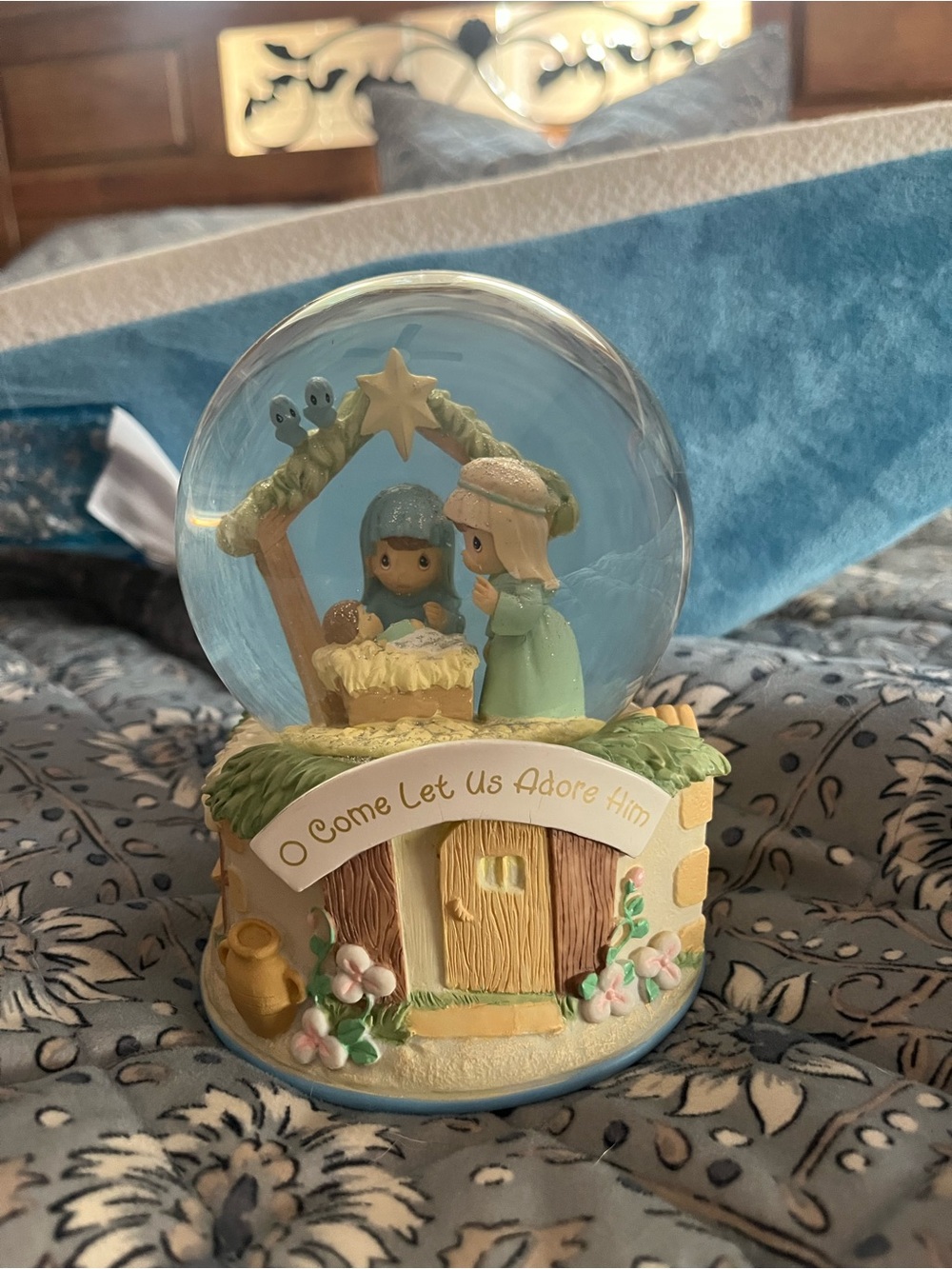 Precious Moments Light Blue Musical Snow Globe Base